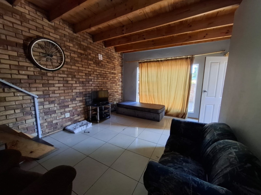 3 Bedroom Property for Sale in Willows Free State